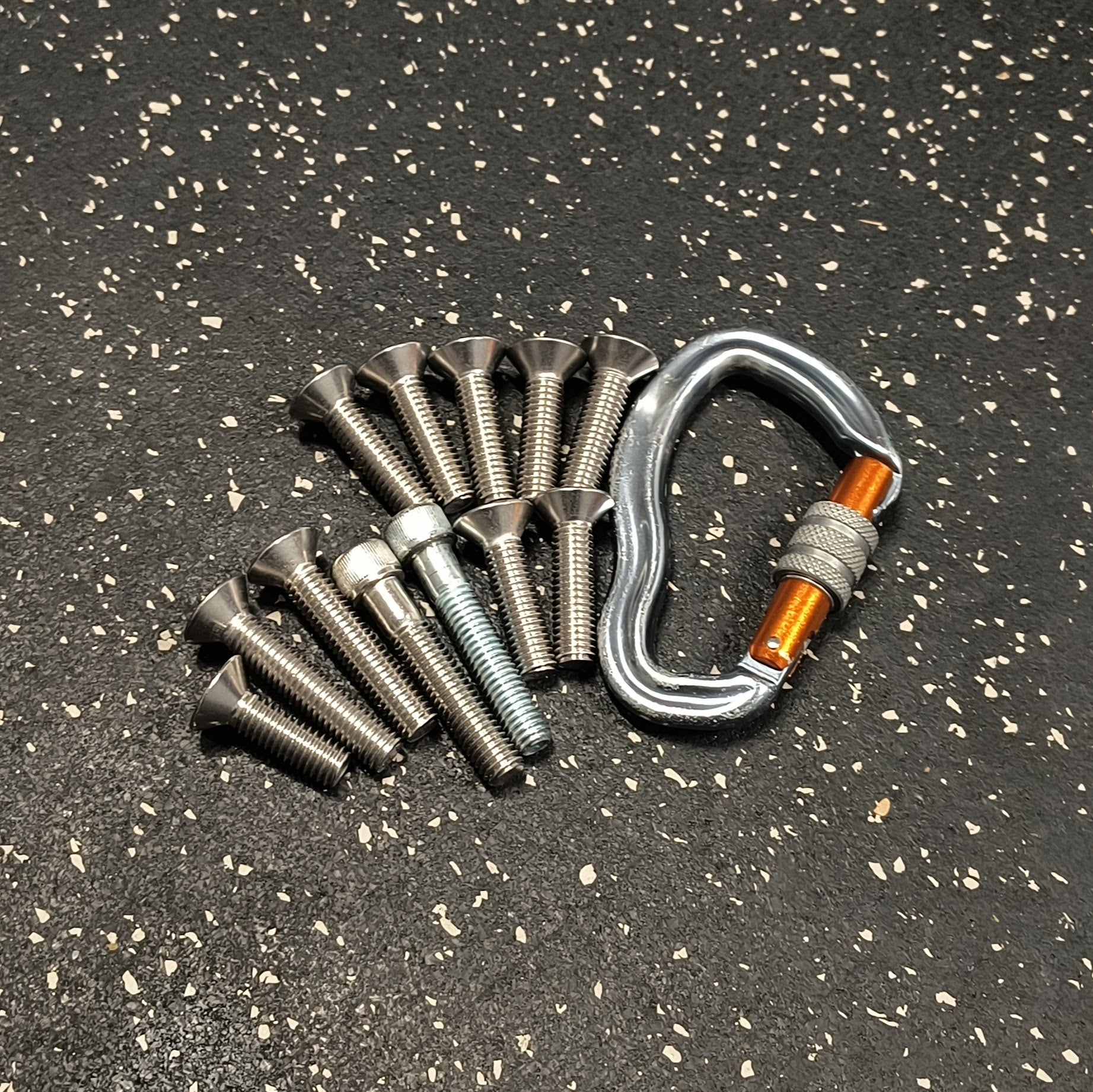 Vase Collection – 12 Climbing Holds set (9 Unique)