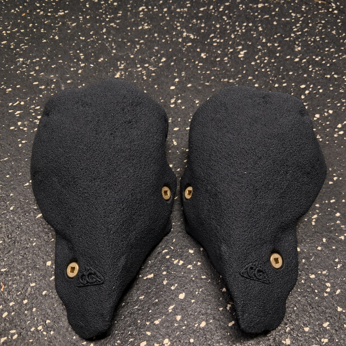 Pocket corner - Screw on Climbing hold - set of 2 - Starting at $40 CAD