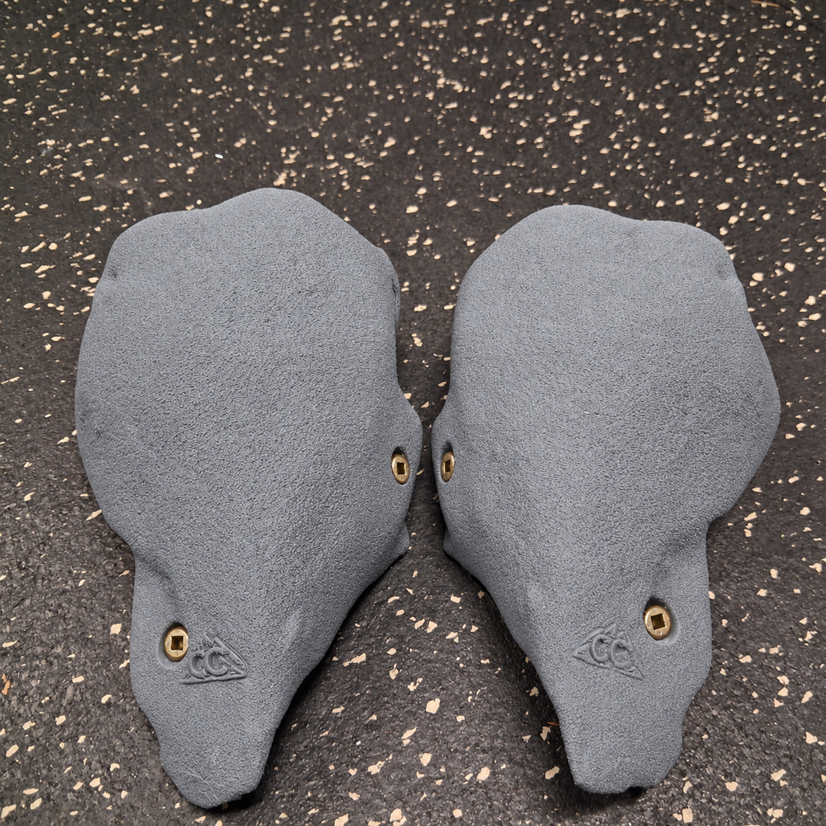 Pocket corner - Screw on Climbing hold - set of 2 - Starting at $40 CAD