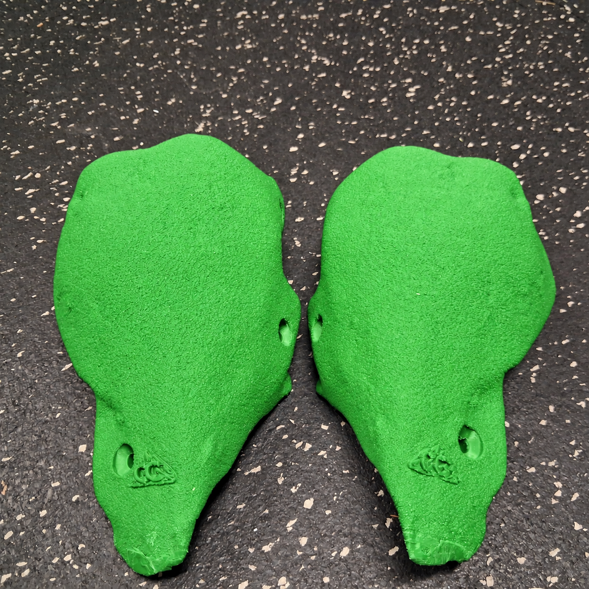 Pocket corner - Screw on Climbing hold - set of 2 - Starting at $40 CAD