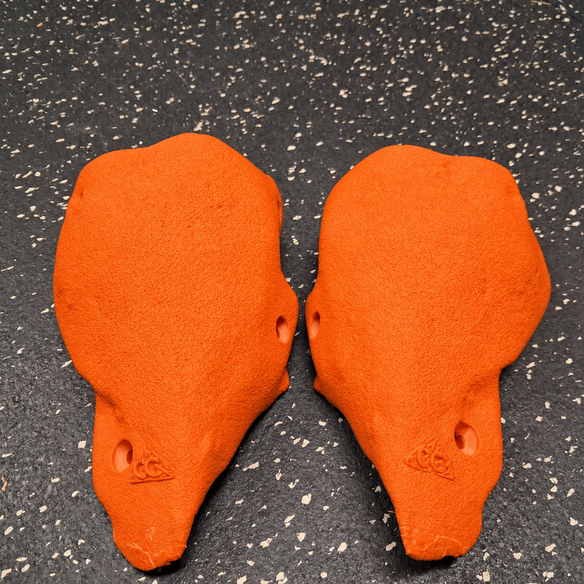 Pocket corner - Screw on Climbing hold - set of 2 - Starting at $40 CAD