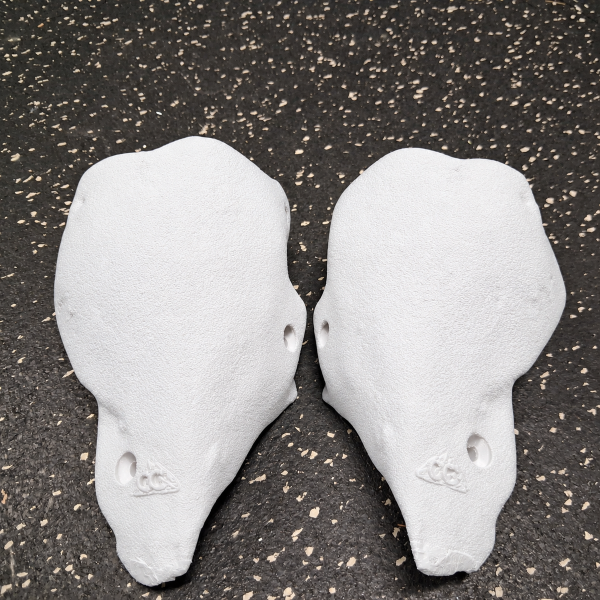 Pocket corner - Screw on Climbing hold - set of 2 - Starting at $40 CAD