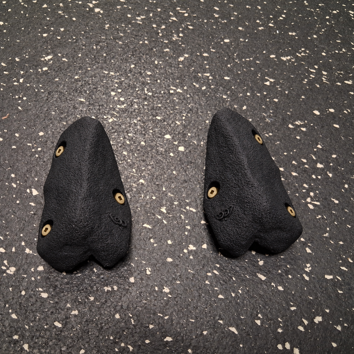 Small corner hold v1 - Screw on set of 2 - Starting at $16 CAD