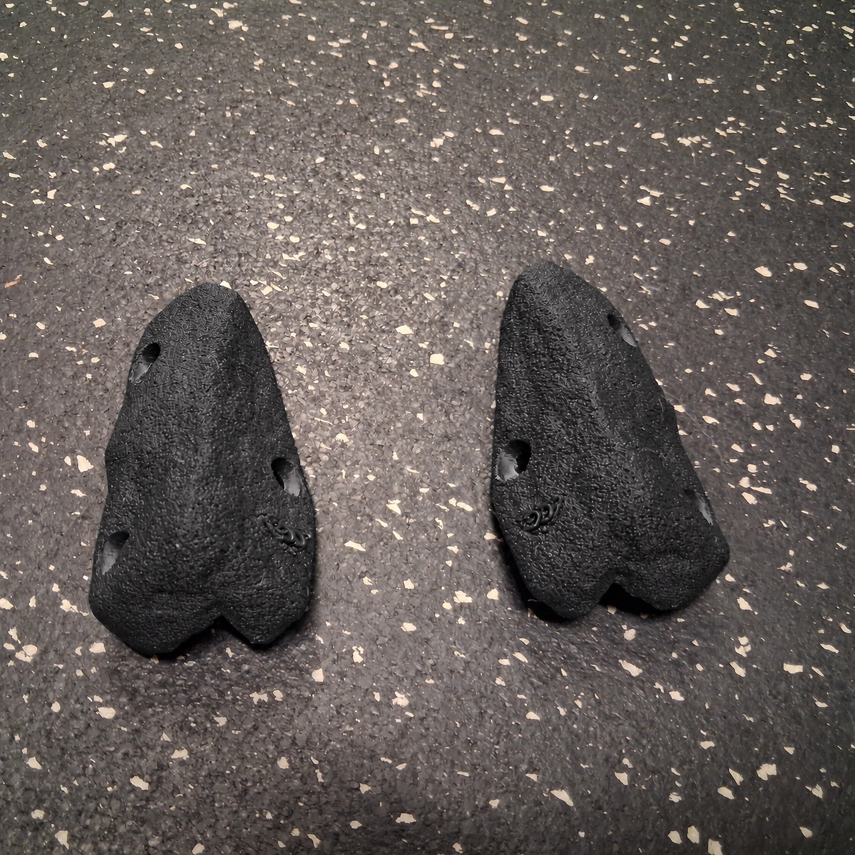 Small corner hold v1 - Screw on set of 2 - Starting at $16 CAD
