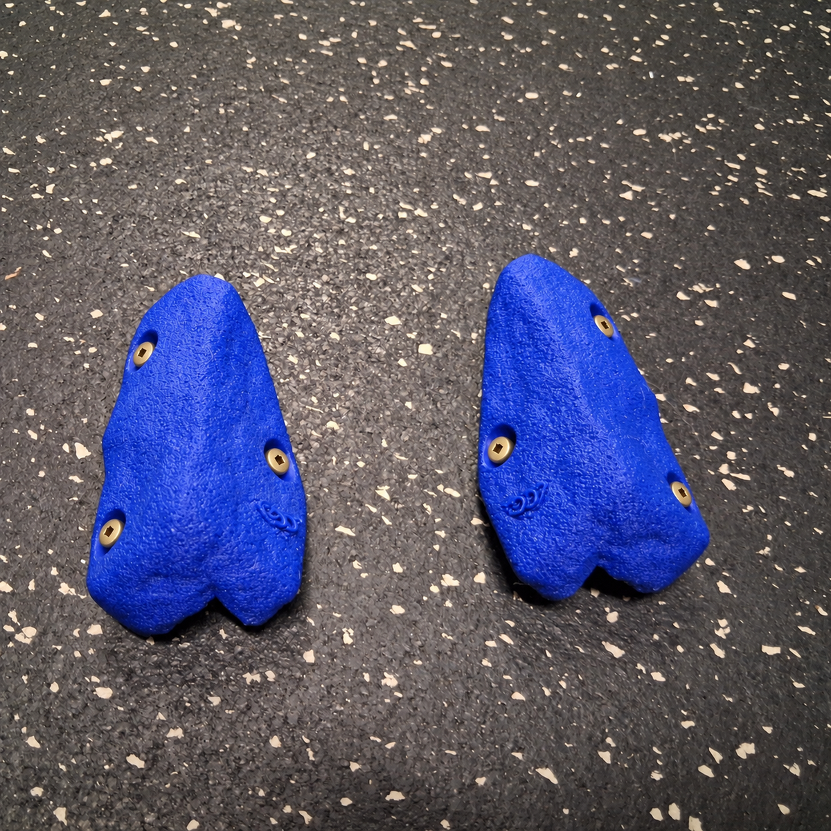 Small corner hold v1 - Screw on set of 2 - Starting at $16 CAD