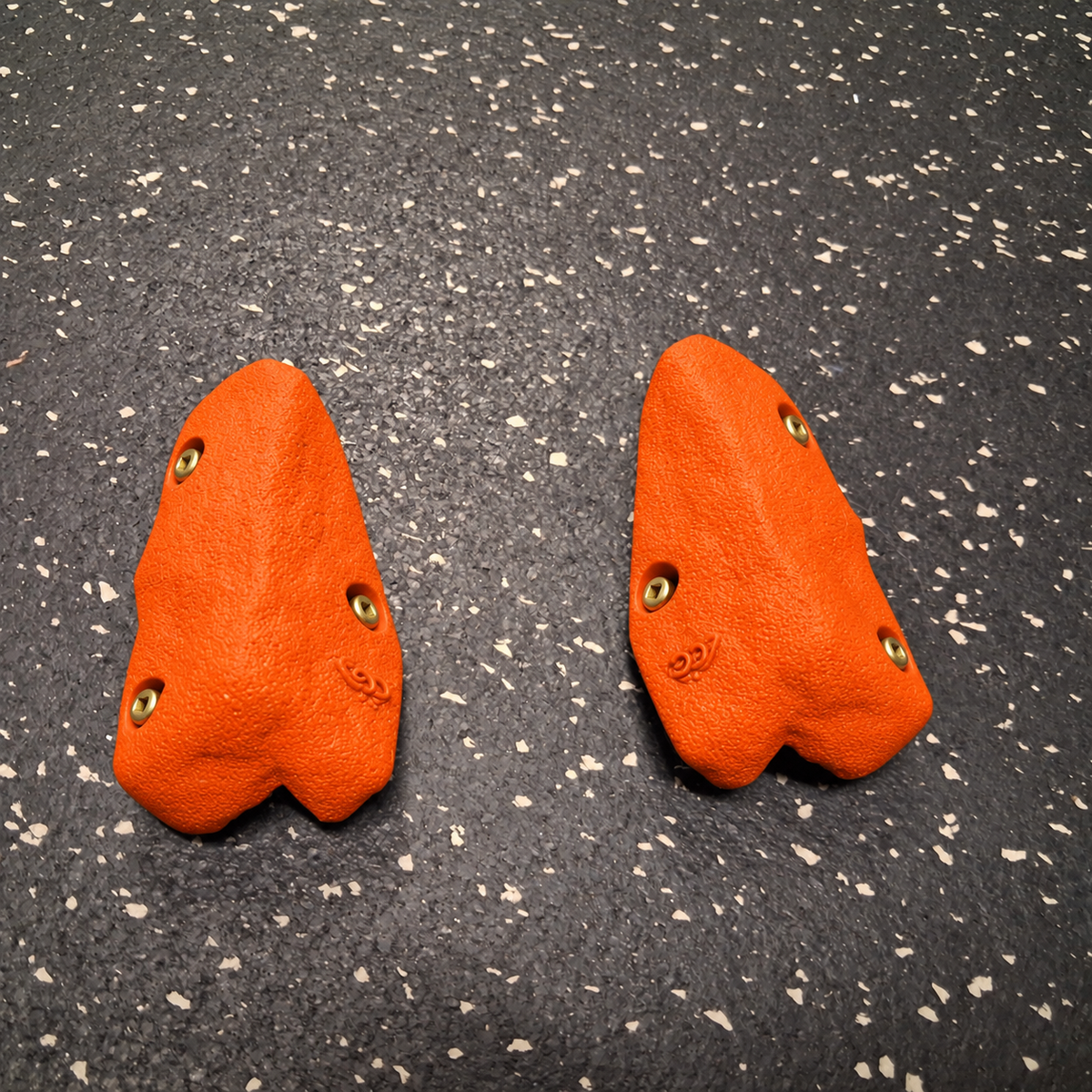Small corner hold v1 - Screw on set of 2 - Starting at $16 CAD