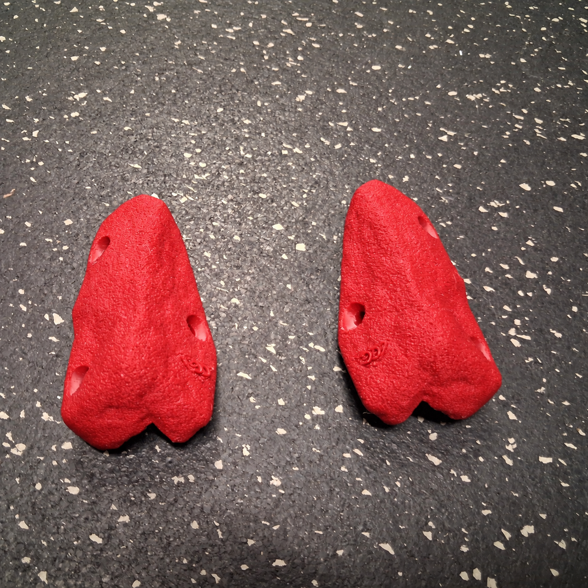 Small corner hold v1 - Screw on set of 2 - Starting at $16 CAD